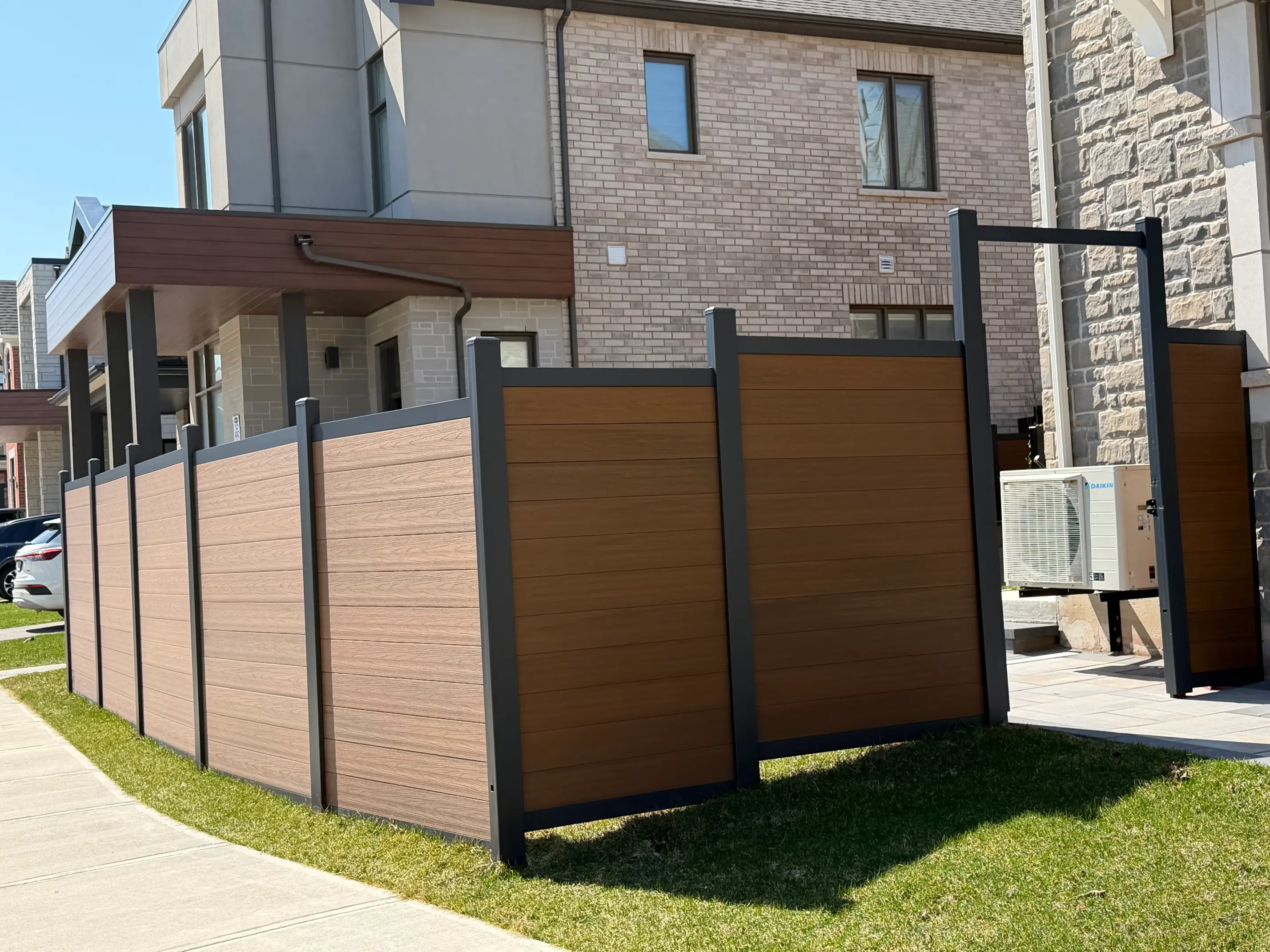 Composite privacy fence for a side yard